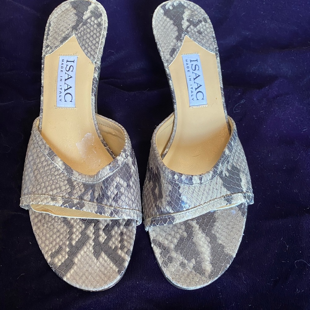 Isaac shoes